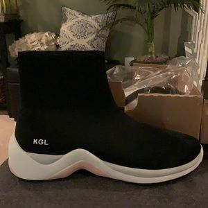 I didn’t realize the show was a ‘hightop’ style.